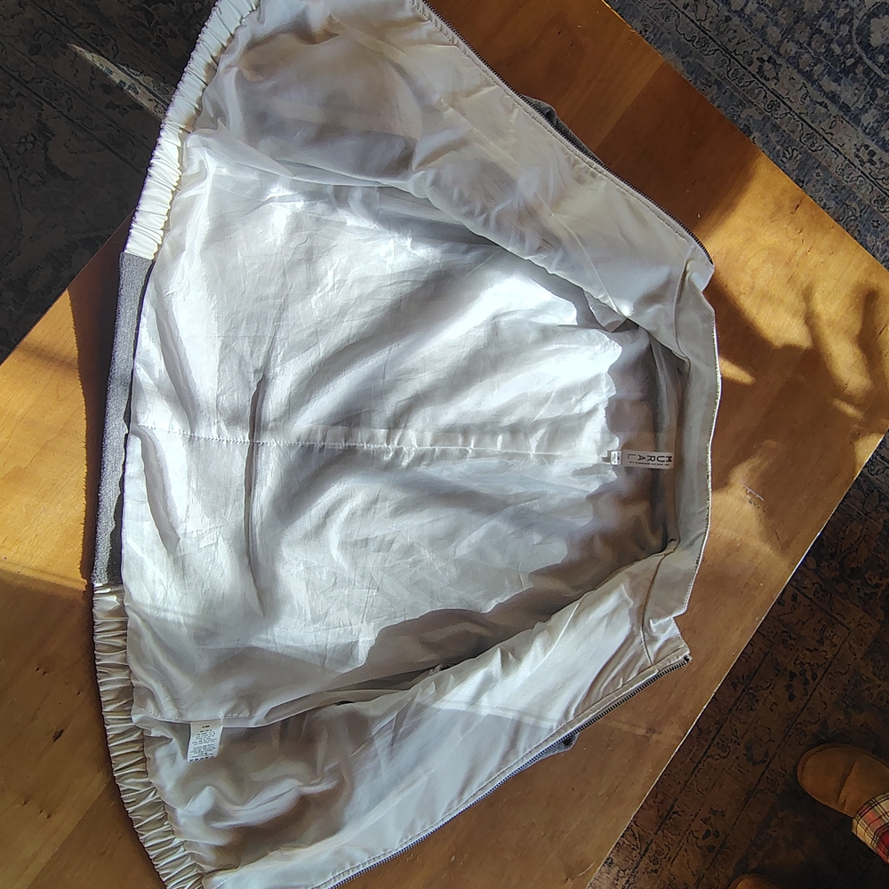 Bomber Jacket - Picture 7 of 8